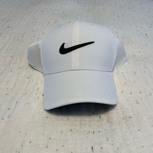Men’s L/XL Nike hat